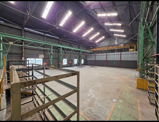 1,000M² FACTORY TO LET IN BOKSBURG EAST